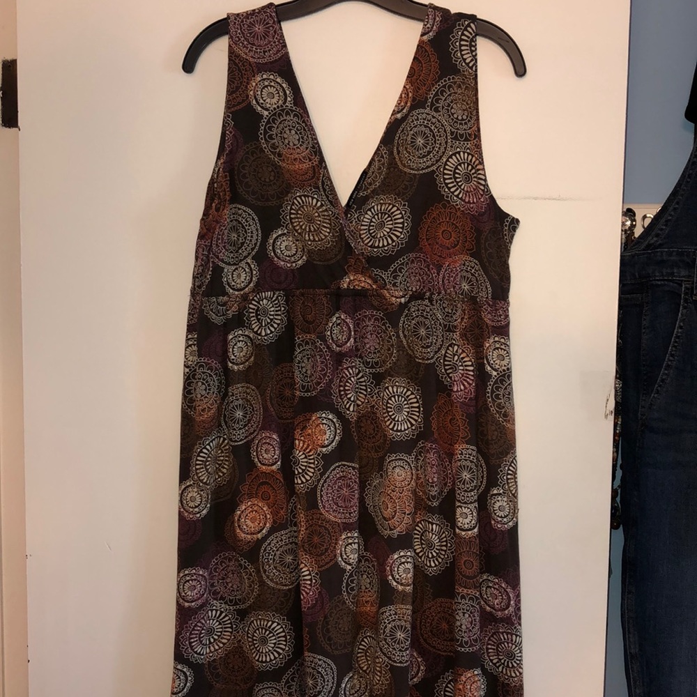 New York & Co brown mandala dress